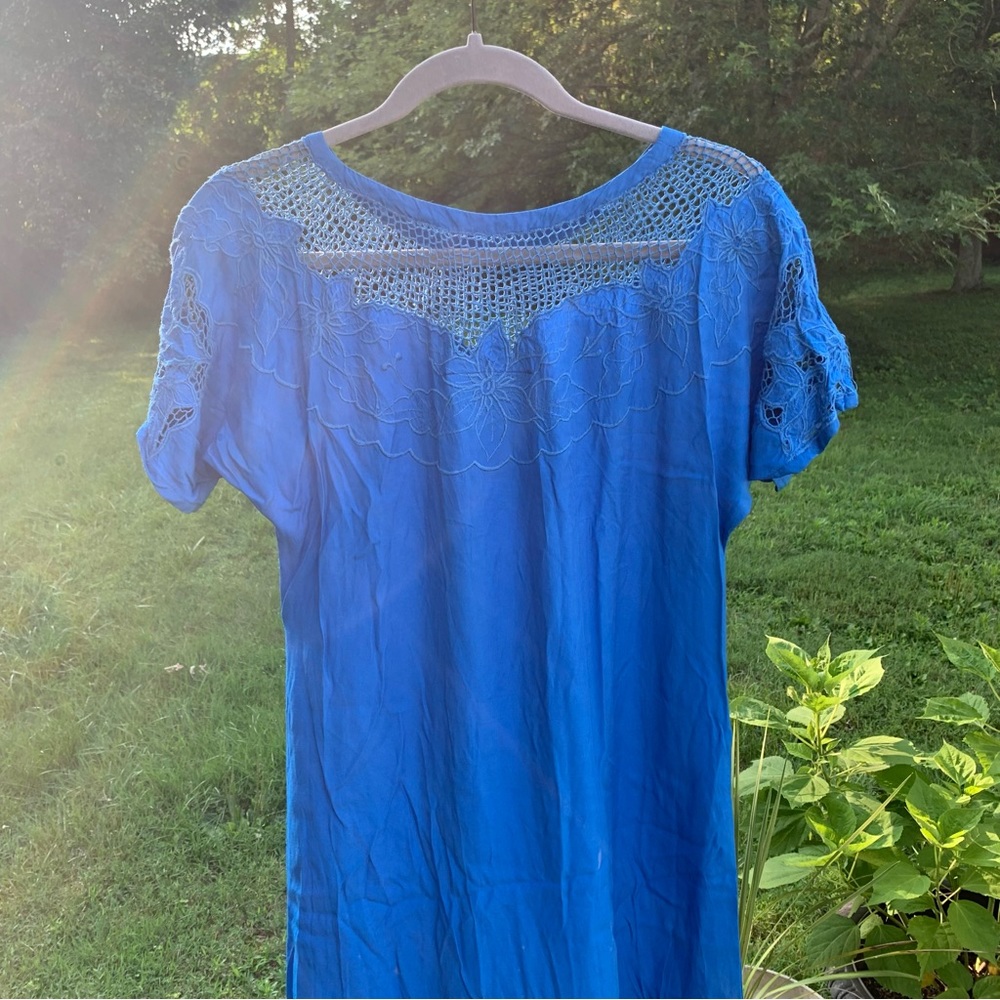 Satyuga Vintage Hawaiian Royal Blue Rayon Midi Dress w/ eyelet detail size small - Picture 8 of 17